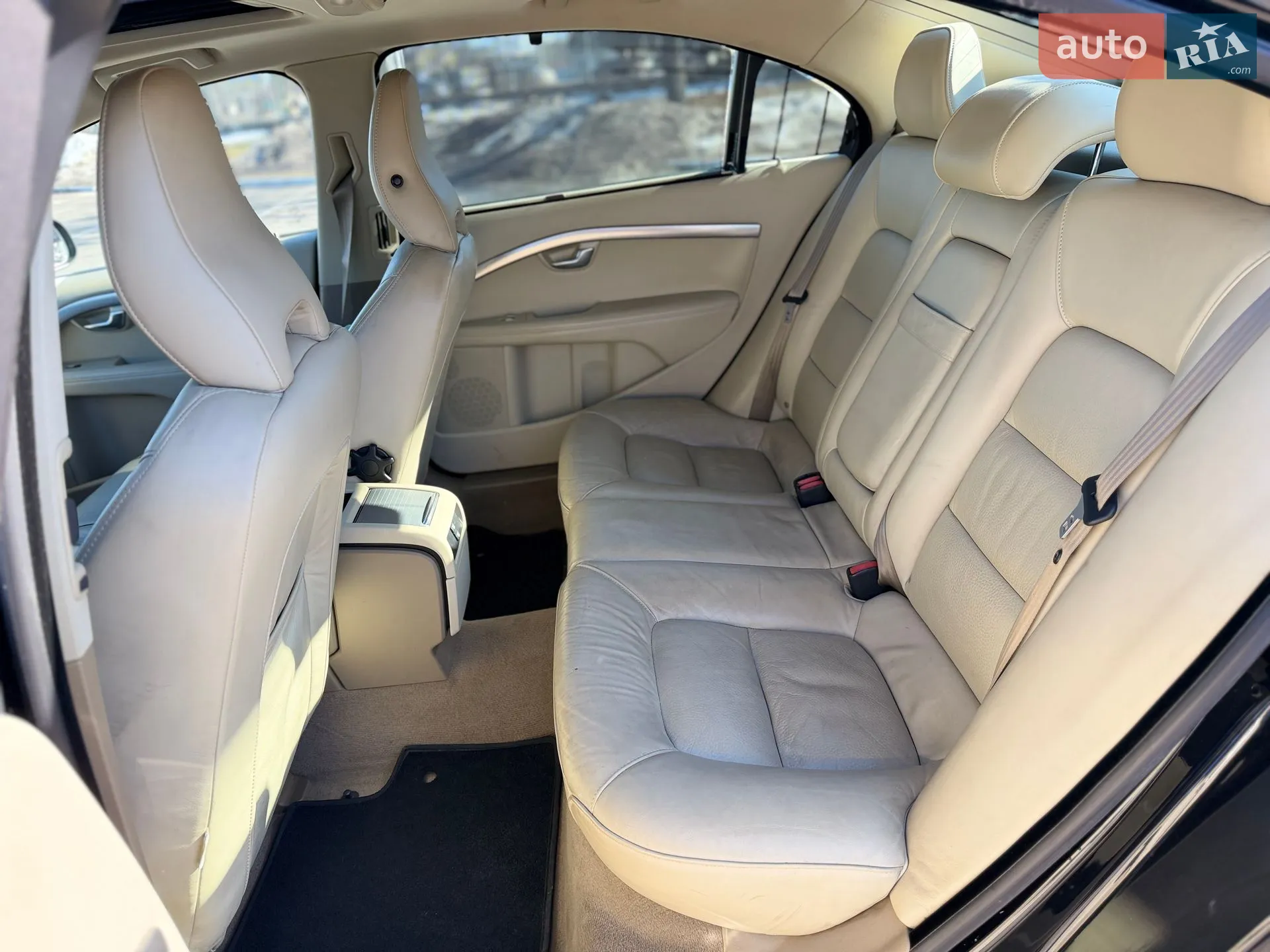 2010 Volvo S80 - мініатюра 17
