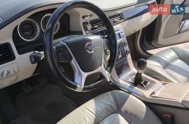 Седан Volvo S80 2010 в Львове