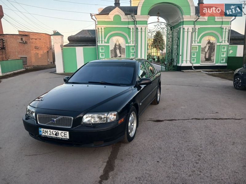 Седан Volvo S80 2003 в Браиловом