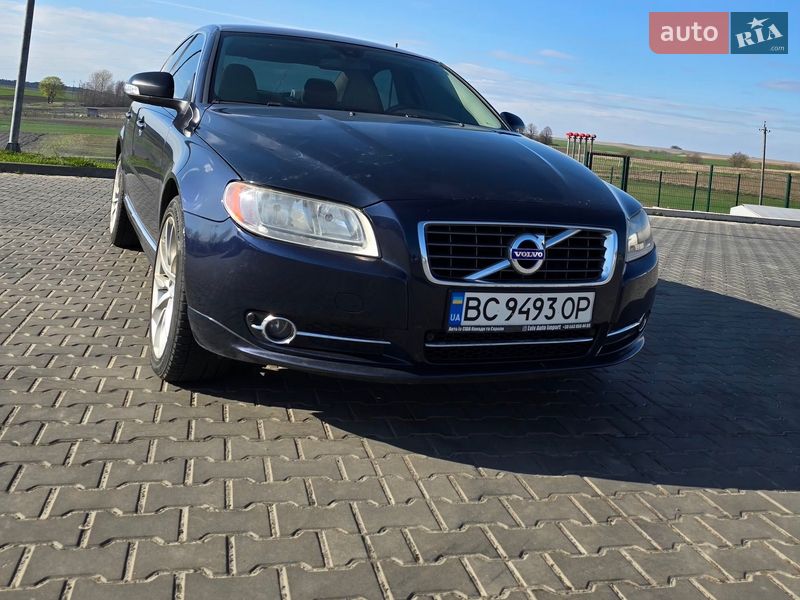 Седан Volvo S80 2010 в Горохове
