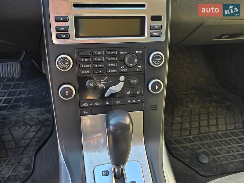 Седан Volvo S80 2010 в Горохове