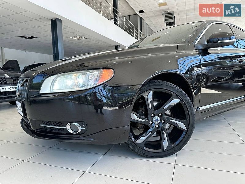 Седан Volvo S80 2012 в Виннице