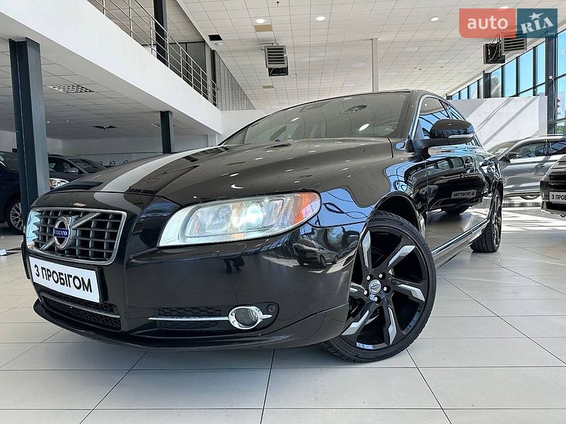 Седан Volvo S80 2012 в Виннице