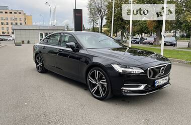 Седан Volvo S90 2019 в Киеве