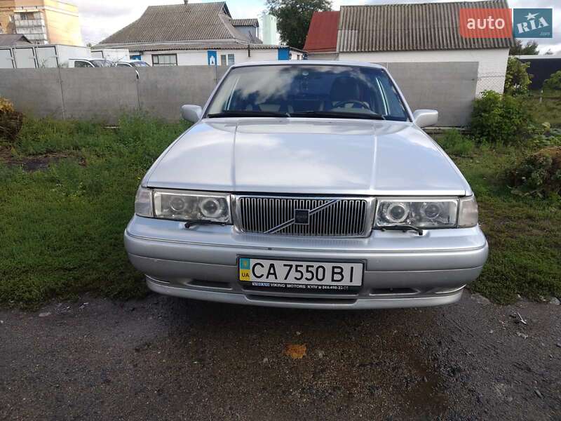 Volvo S90 1998