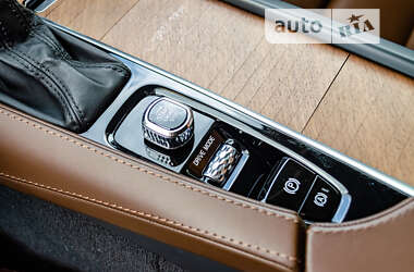 Седан Volvo S90 2019 в 