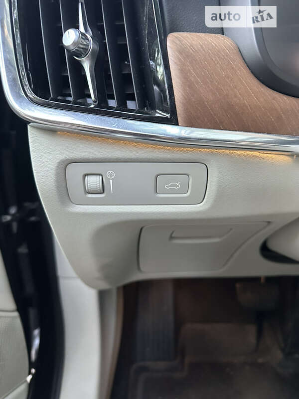Седан Volvo S90 2017 в Полтаве
