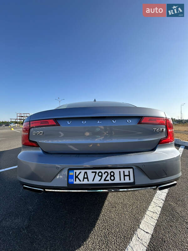 Седан Volvo S90 2016 в Києві