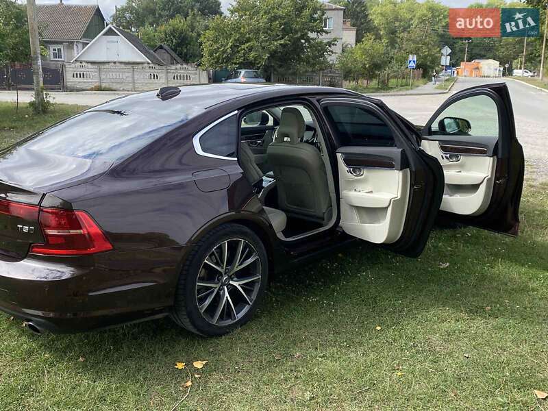 Седан Volvo S90 2017 в Києві