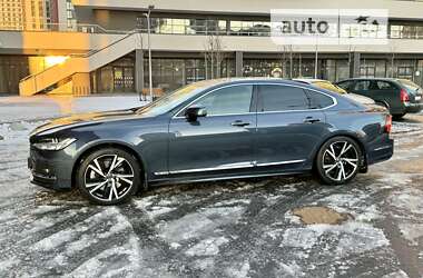 Седан Volvo S90 2020 в 
