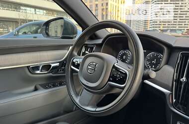 Седан Volvo S90 2020 в 