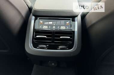 Седан Volvo S90 2020 в 