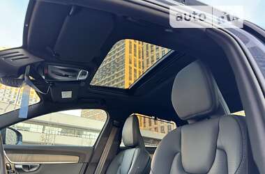 Седан Volvo S90 2020 в 