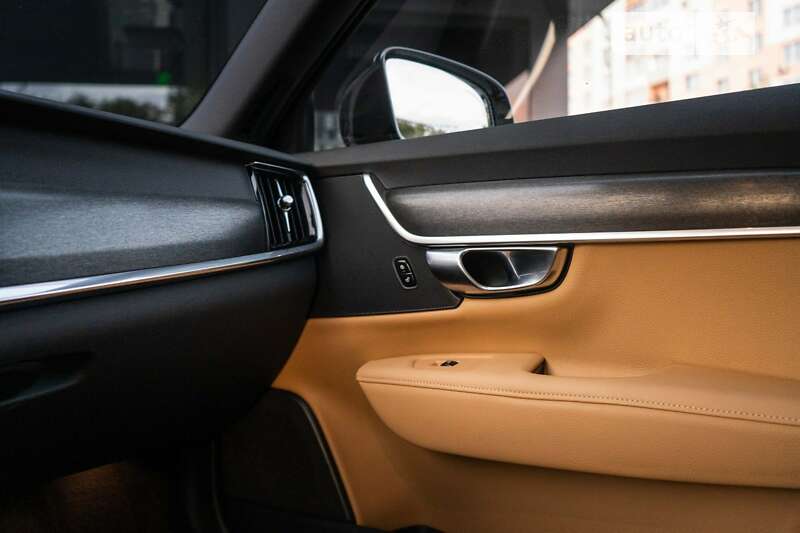 Седан Volvo S90 2016 в Хмельницком фото 52 Седан Volvo S90 2016 в Хмельницком