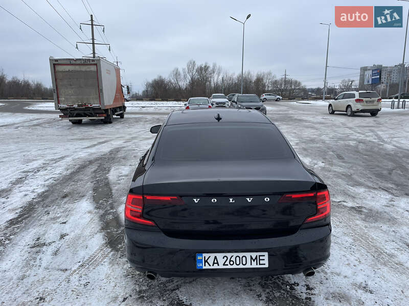 Седан Volvo S90 2017 в Киеве