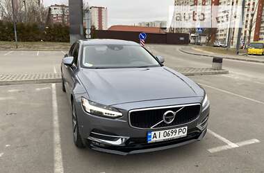 Седан Volvo S90 2018 в Киеве