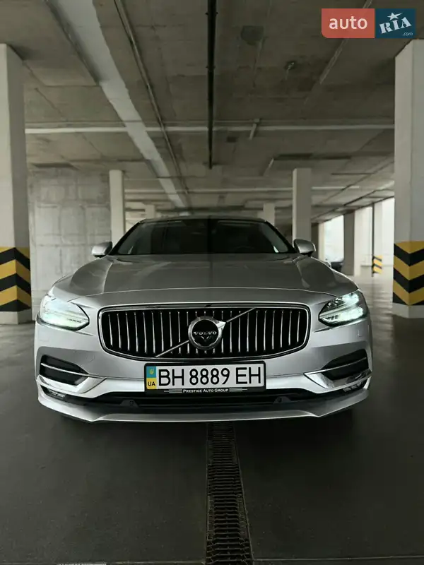 Седан Volvo S90 2017 в 
