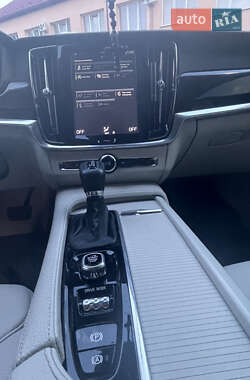 Седан Volvo S90 2017 в 