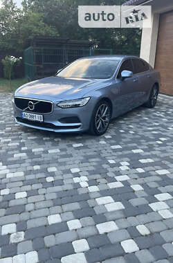 Седан Volvo S90 2017 в Мукачевому