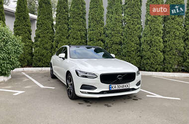 Седан Volvo S90 2017 в Киеве