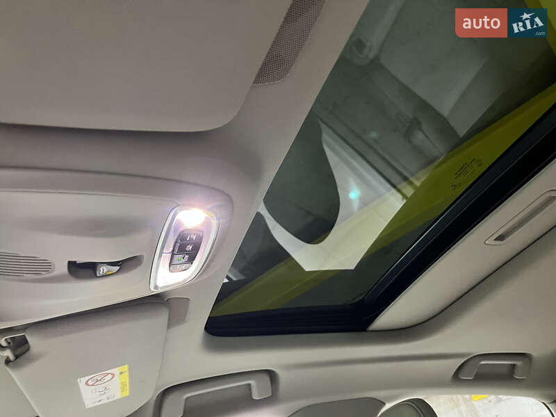 Седан Volvo S90 2016 в Дніпрі