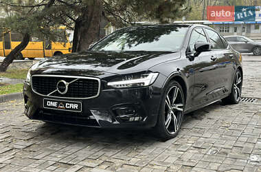 Volvo S90 2019