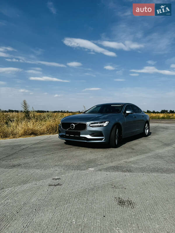 Volvo S90 2017