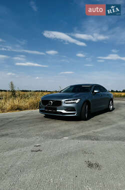 Седан Volvo S90 2017 в 