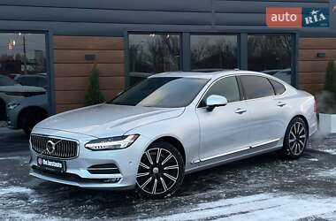 Седан Volvo S90 2017 в Рівному