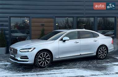 Седан Volvo S90 2017 в Рівному