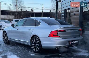 Седан Volvo S90 2017 в Рівному