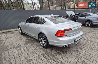 Седан Volvo S90 2017 в 