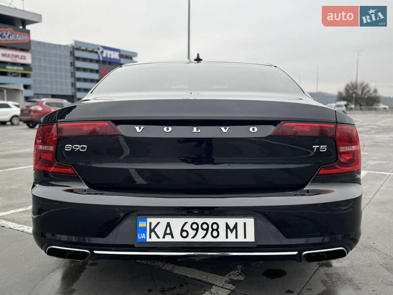 Седан Volvo S90 2018 в Киеве фото 21 Седан Volvo S90 2018 в Киеве