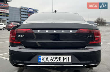 Седан Volvo S90 2018 в 