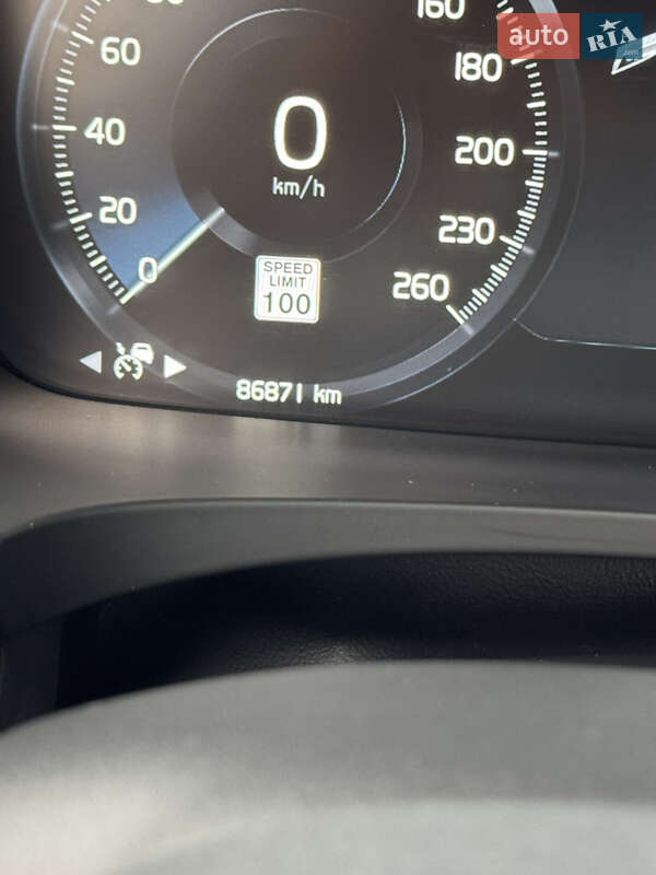 Седан Volvo S90 2018 в Киеве фото 38 Седан Volvo S90 2018 в Киеве