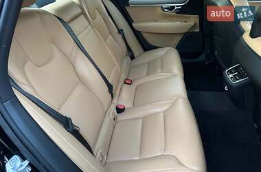 Седан Volvo S90 2016 в 
