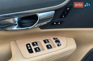 Седан Volvo S90 2016 в 