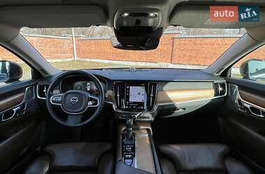 Седан Volvo S90 2017 в 