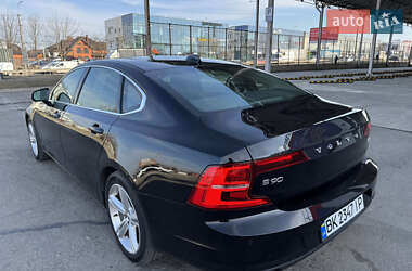 Седан Volvo S90 2018 в 