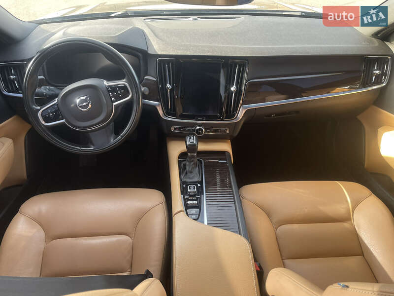 Седан Volvo S90 2017 в Киеве