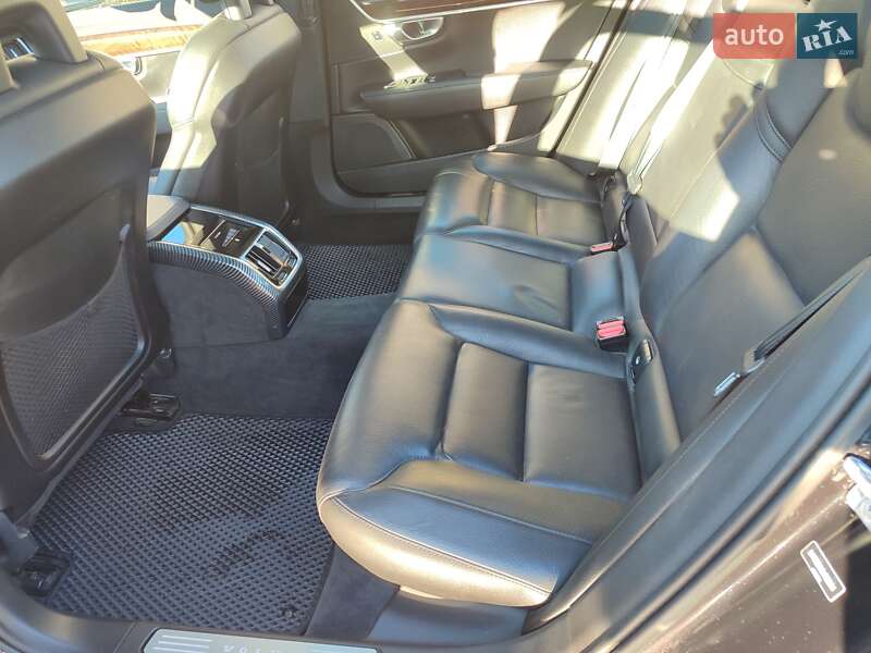 Седан Volvo S90 2017 в Киеве