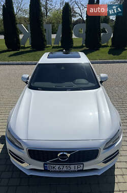 Седан Volvo S90 2017 в 