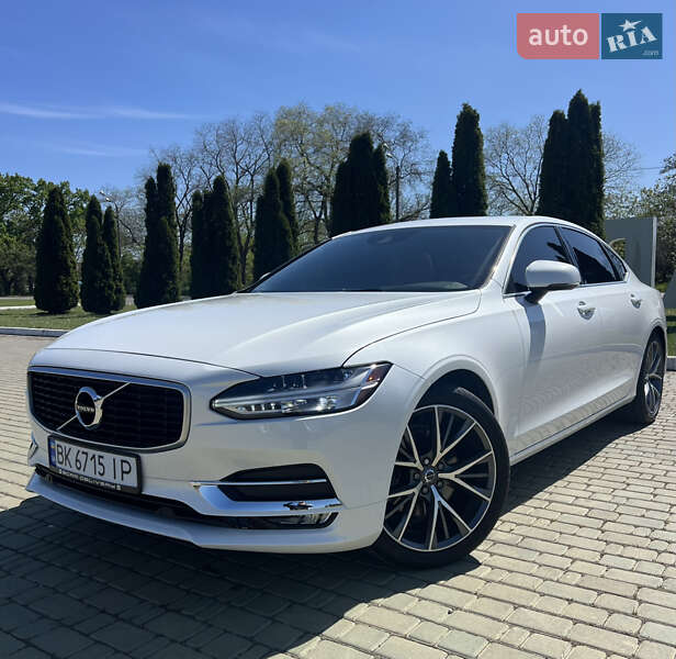 Седан Volvo S90 2017 в 