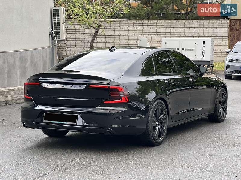 Седан Volvo S90 2020 в Дніпрі