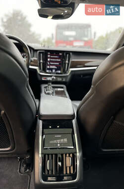 Седан Volvo S90 2017 в 