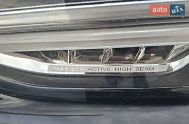 Седан Volvo S90 2016 в 