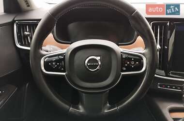 Седан Volvo S90 2016 в 