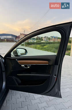 Седан Volvo S90 2017 в 