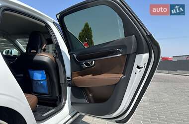 Седан Volvo S90 2017 в 