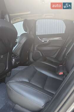 Седан Volvo S90 2016 в 